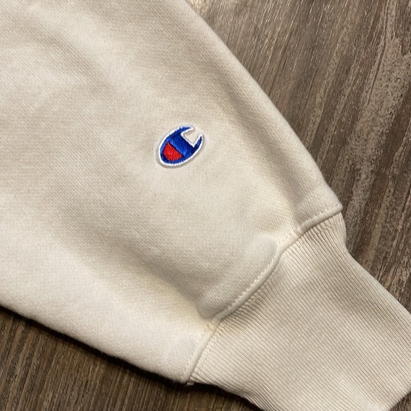 Champion Reverse Weave cropped crewneck sweatshirt in white/cream NWOT - Picture 6 of 11